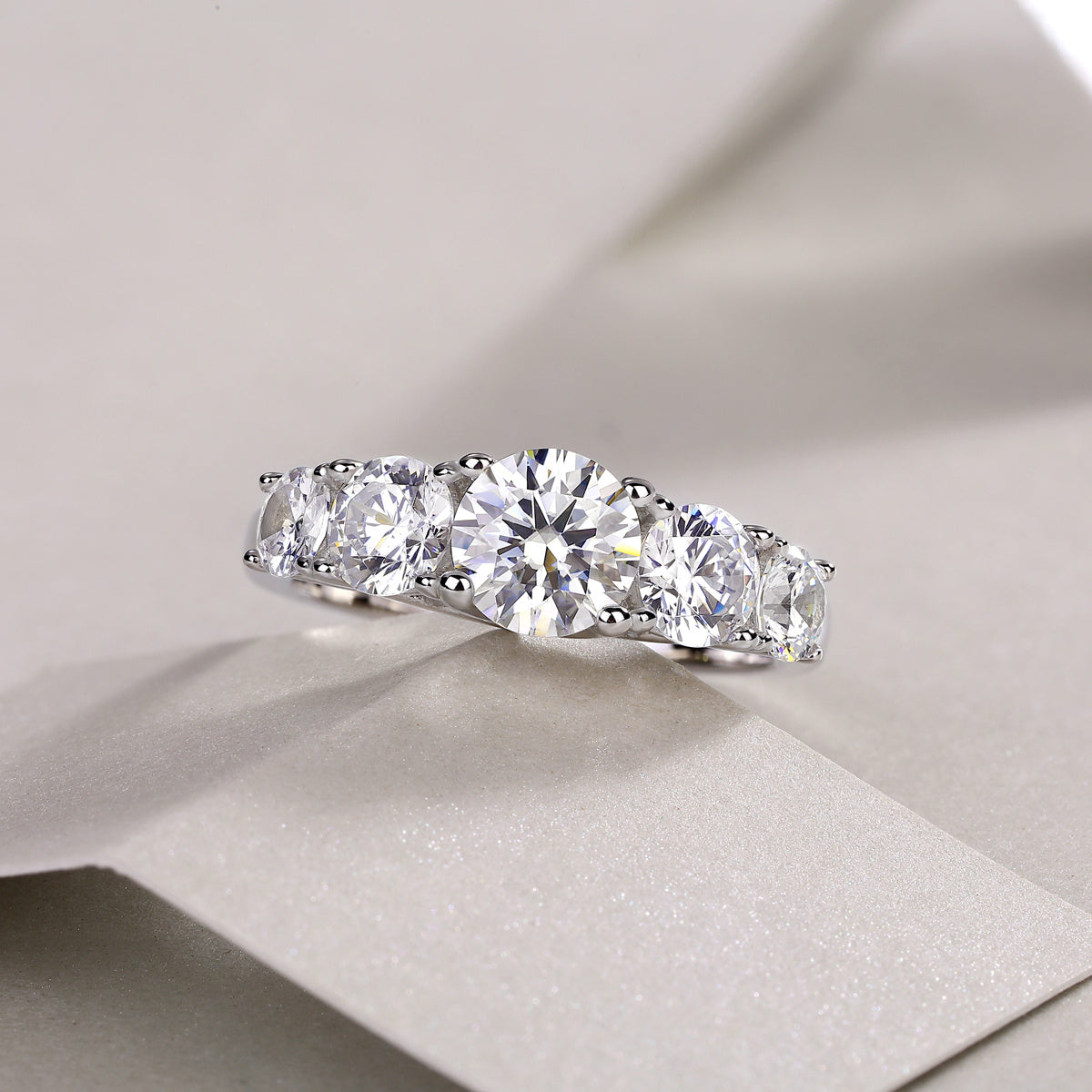 Round Cut Moissanite Engagement Ring-925 Sterling Silver Wedding Ring for Women