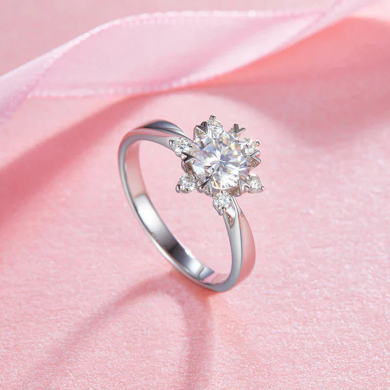 1 Carat Round Cut Moissanite Flower Engagement Ring 925 Sterling Silver